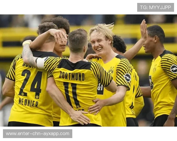 多特蒙德通过速度优势不断创造空间,边路更有威力