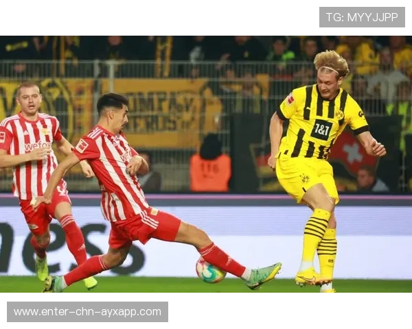 多特前场高压见效，德甲赛场战况扑朔迷离